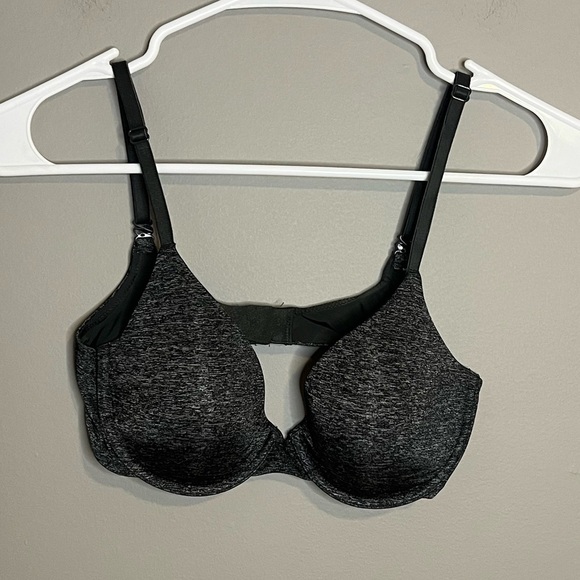 Victoria's Secret Other - Victoria’s Secret Uplift Semi Demi Bra